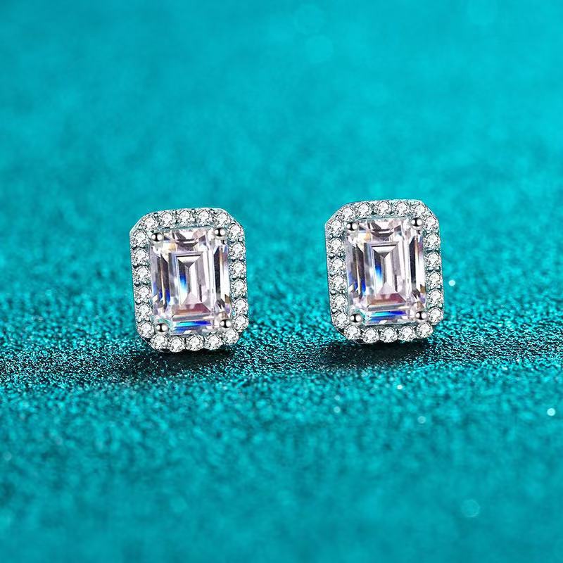 #05 (EARRINGS ) 925 Sterling Silver Moissanite Earrings